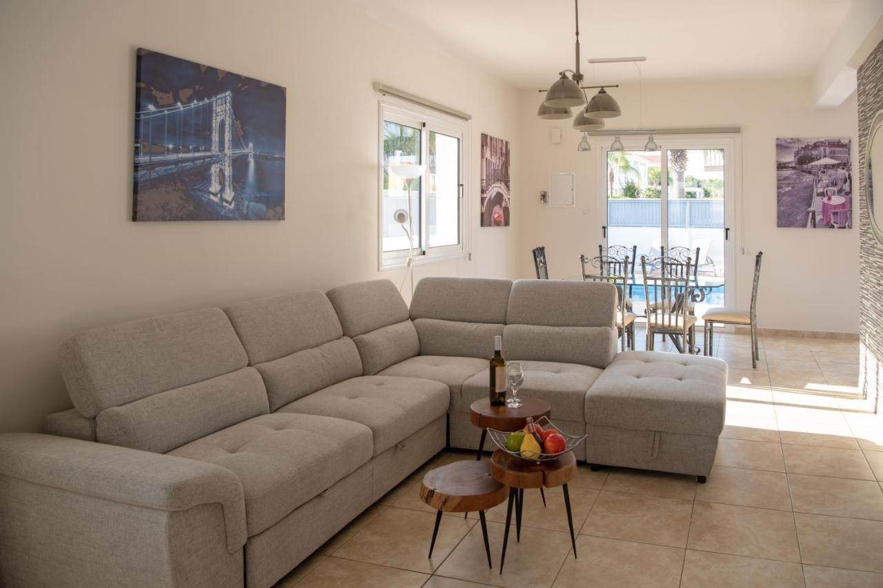 Villa Ruby Nissi Beach 아이아 나파 외부 사진
